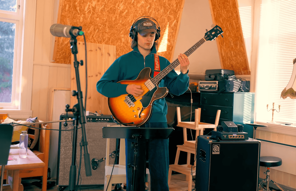 New MONSTERA video out now!